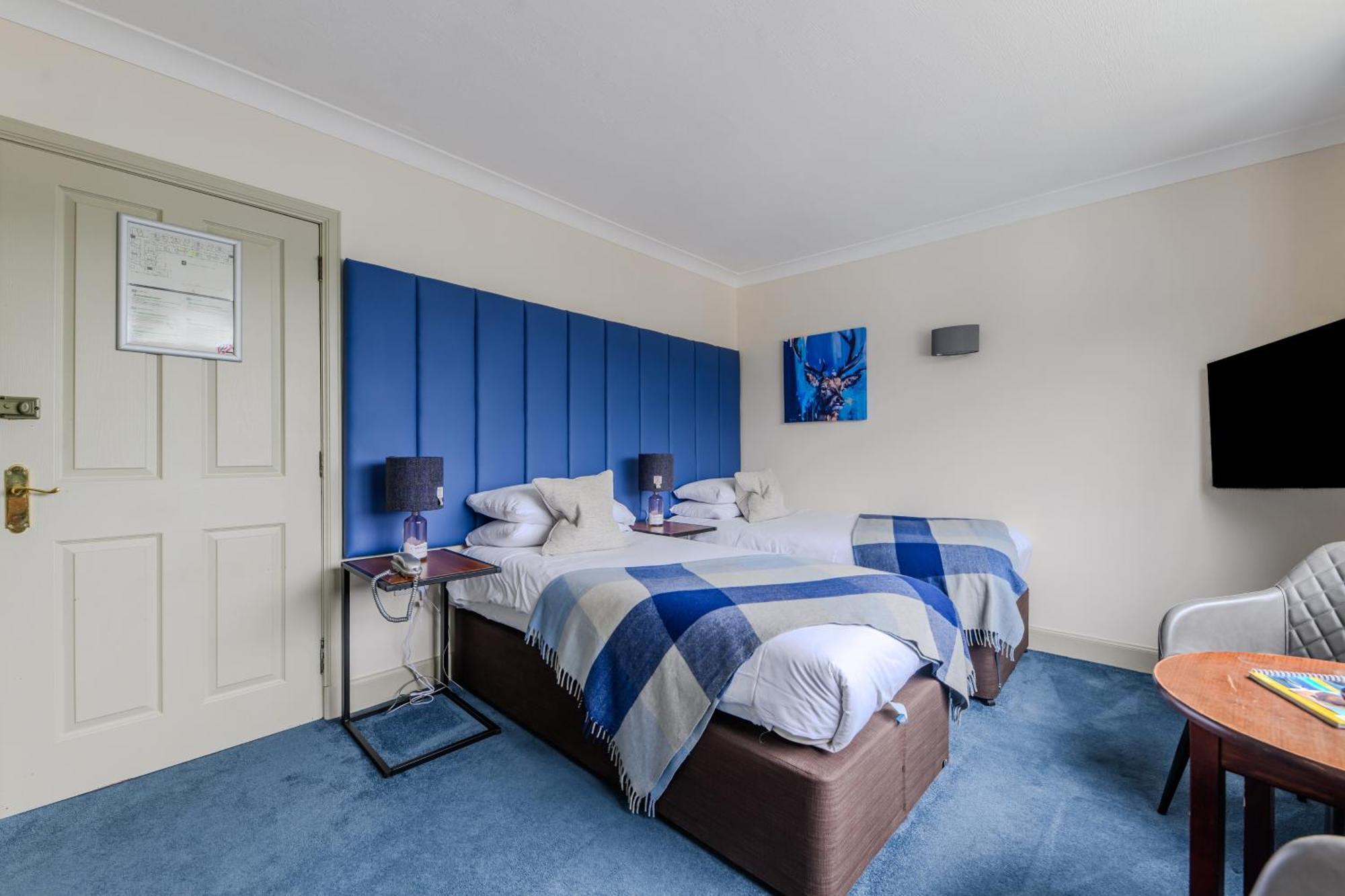 Loch Ness Clansman Hotel Drumnadrochit Εξωτερικό φωτογραφία